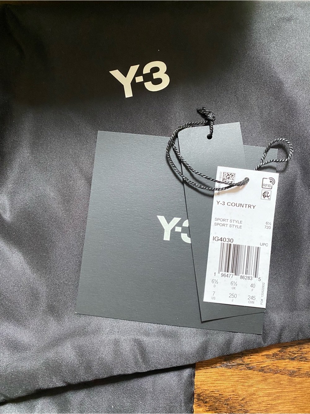Y-3 "Country" Off-White Leather Low-Top Sneakers - Picture 7 of 11